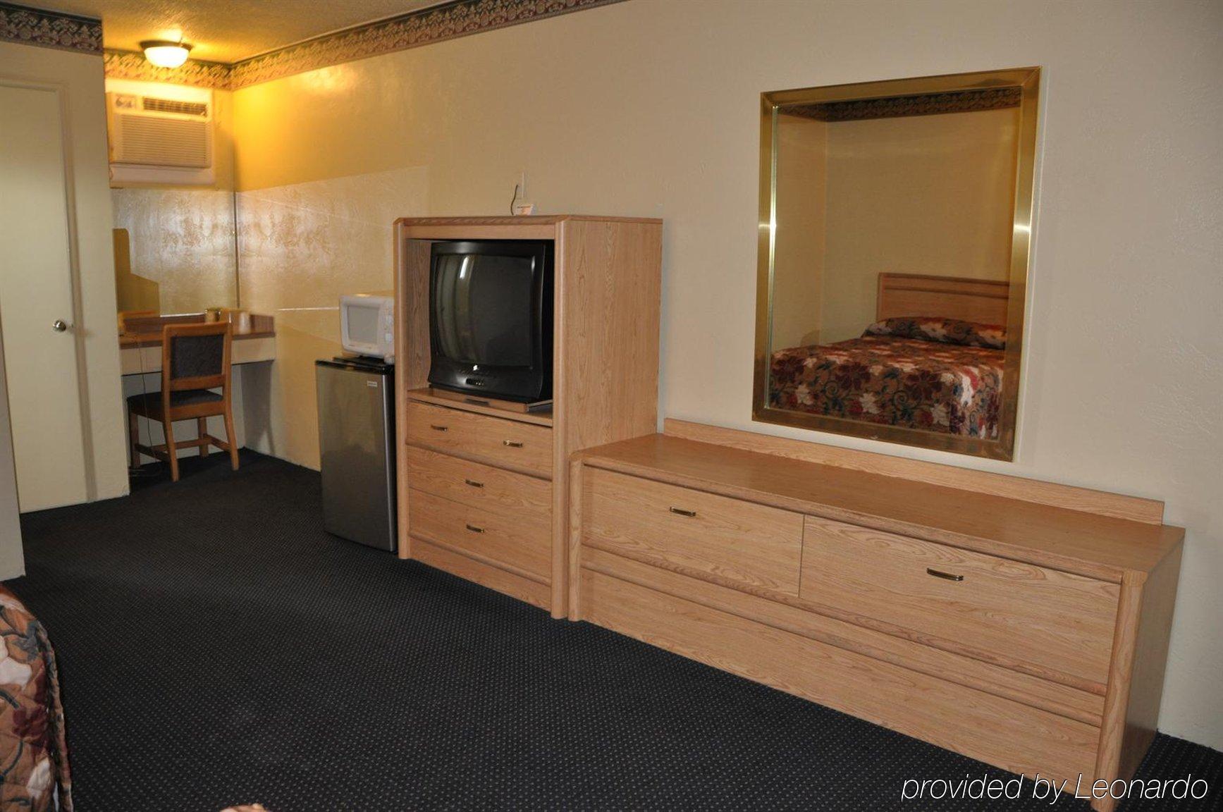 Travelers Inn Manteca Exteriör bild