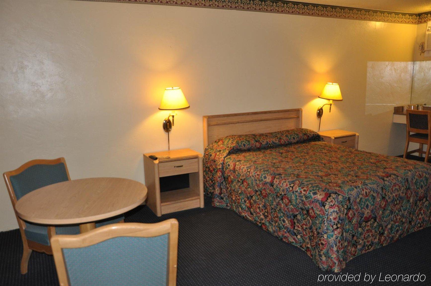 Travelers Inn Manteca Exteriör bild