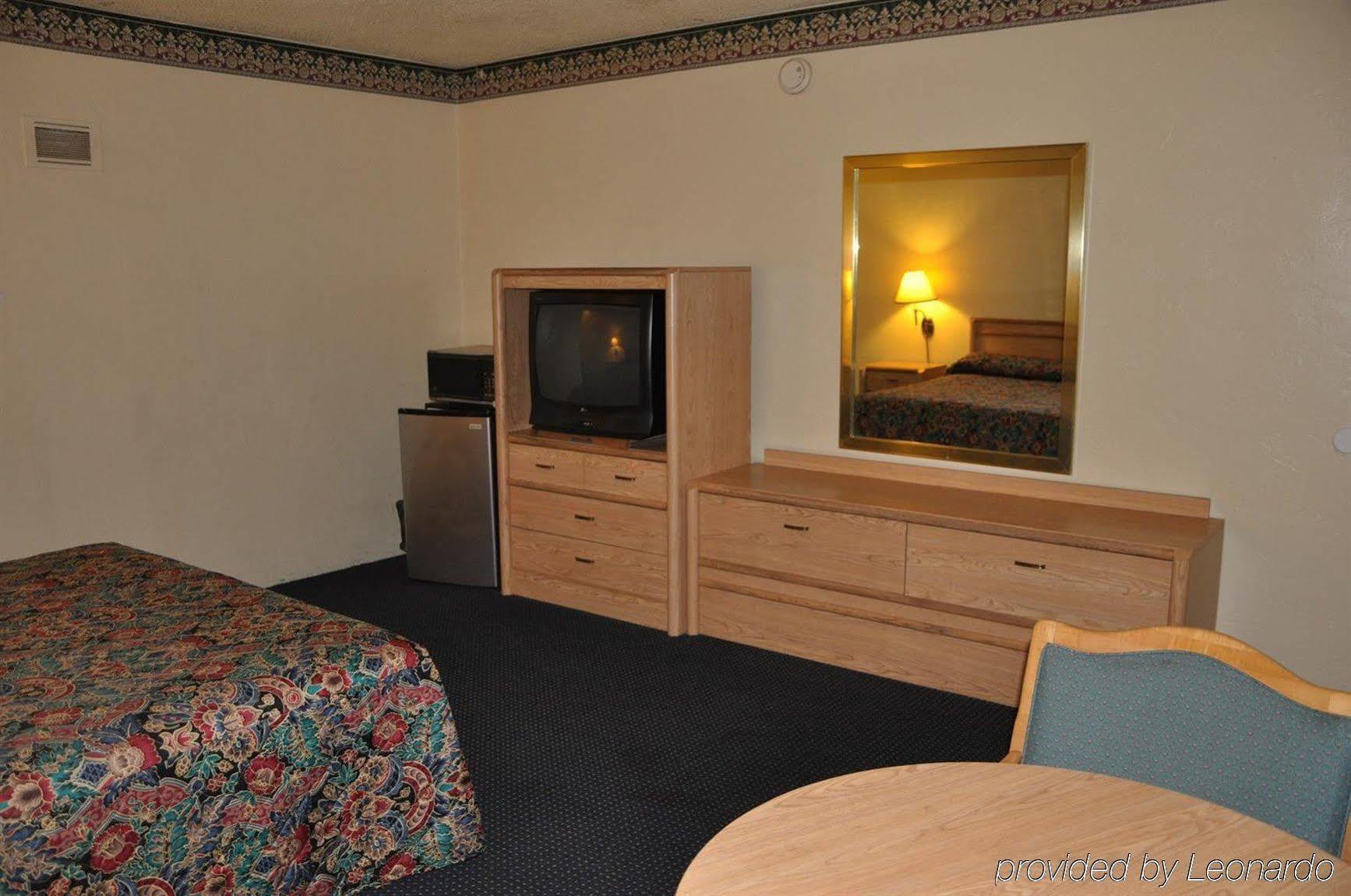Travelers Inn Manteca Exteriör bild